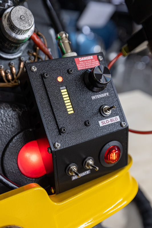 Ghostbusters Attenuator 2.0 with Universal Proton Pack on/off and manual vent control - Adam Savage Inspired