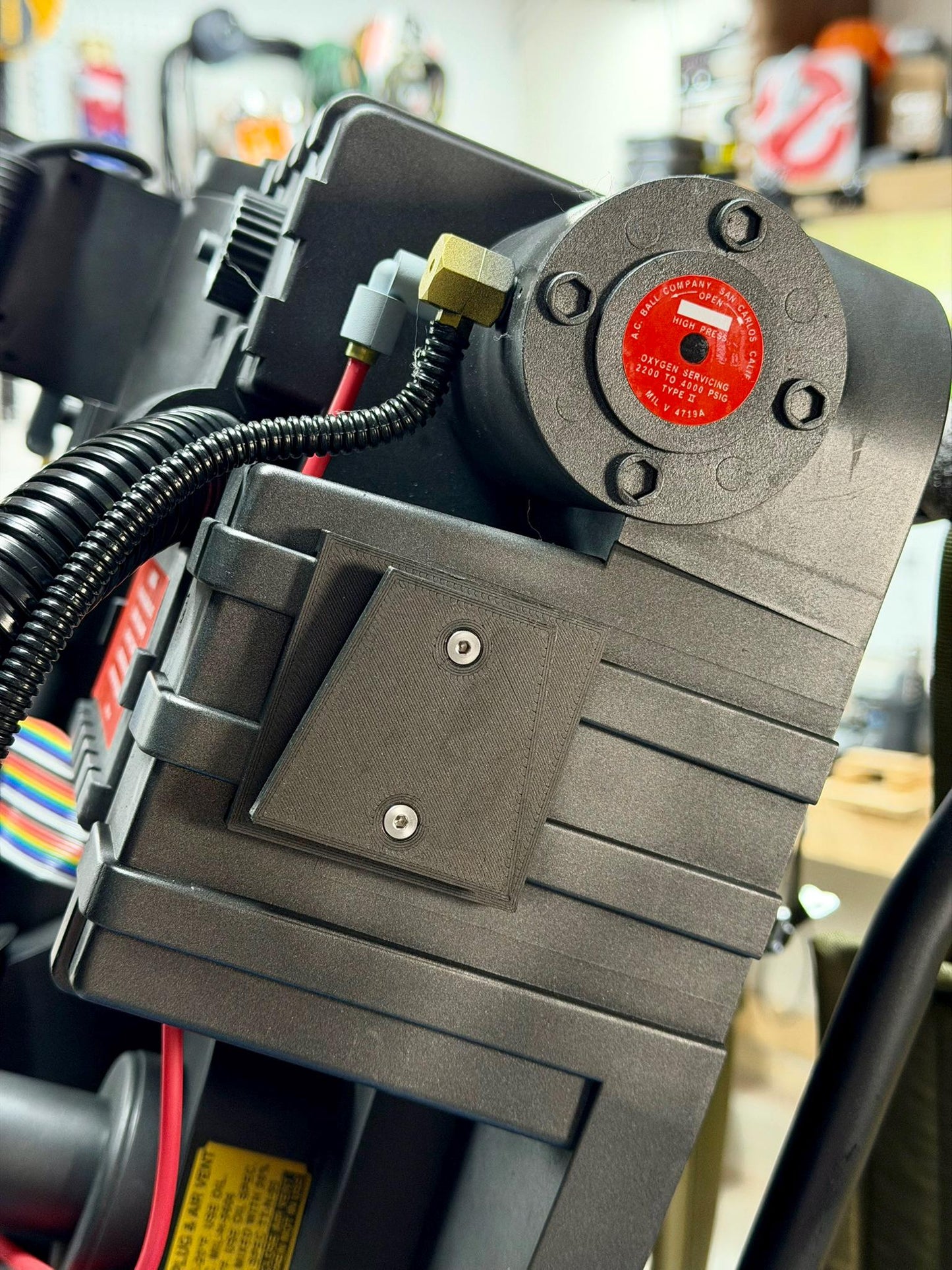 Ghostbusters Proton Pack V-Hook Upgrade Kit - Fun.com Packs